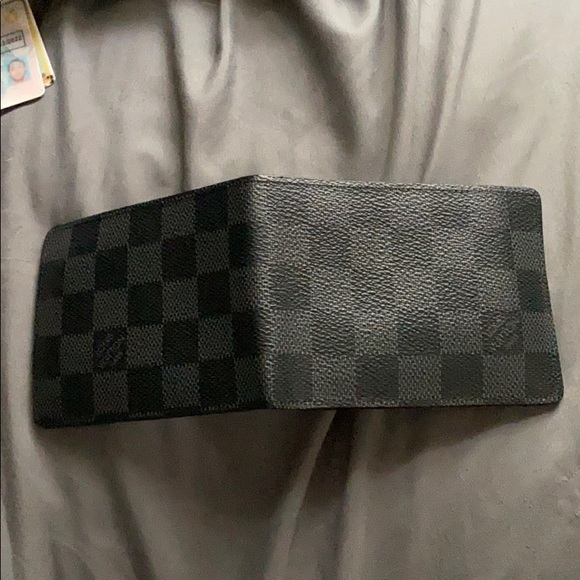 Louis Vuitton slender ID wallet - Picture 4 of 4